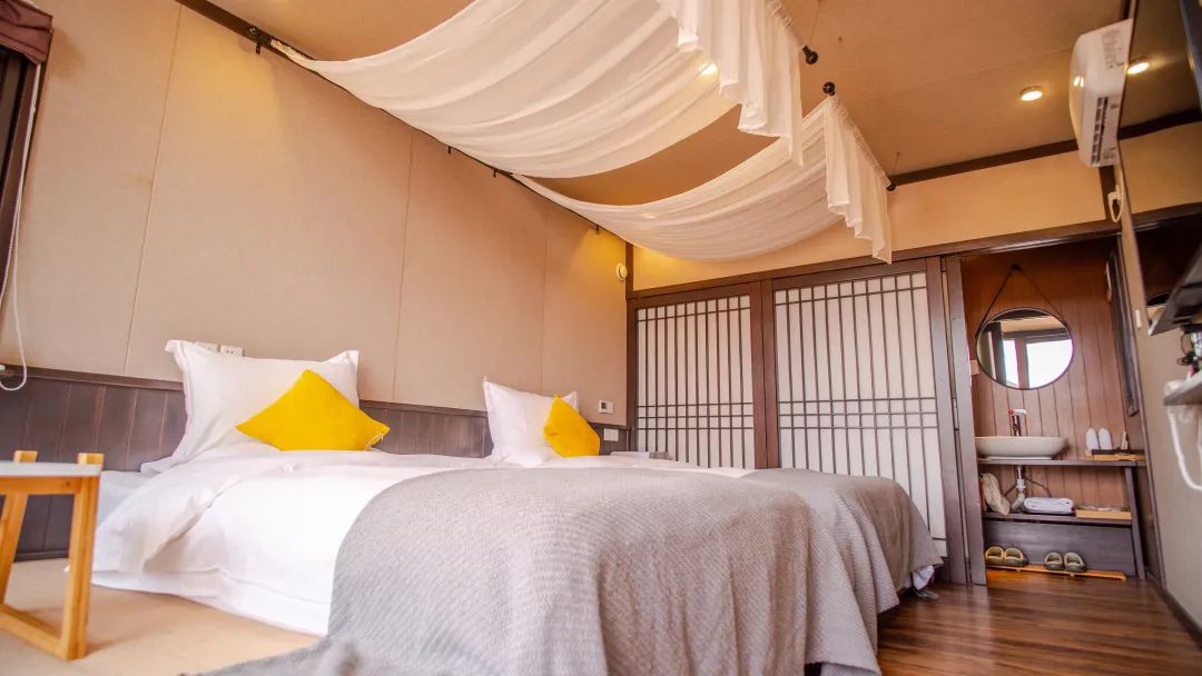 1637898923243092449.jpg 12.jpg